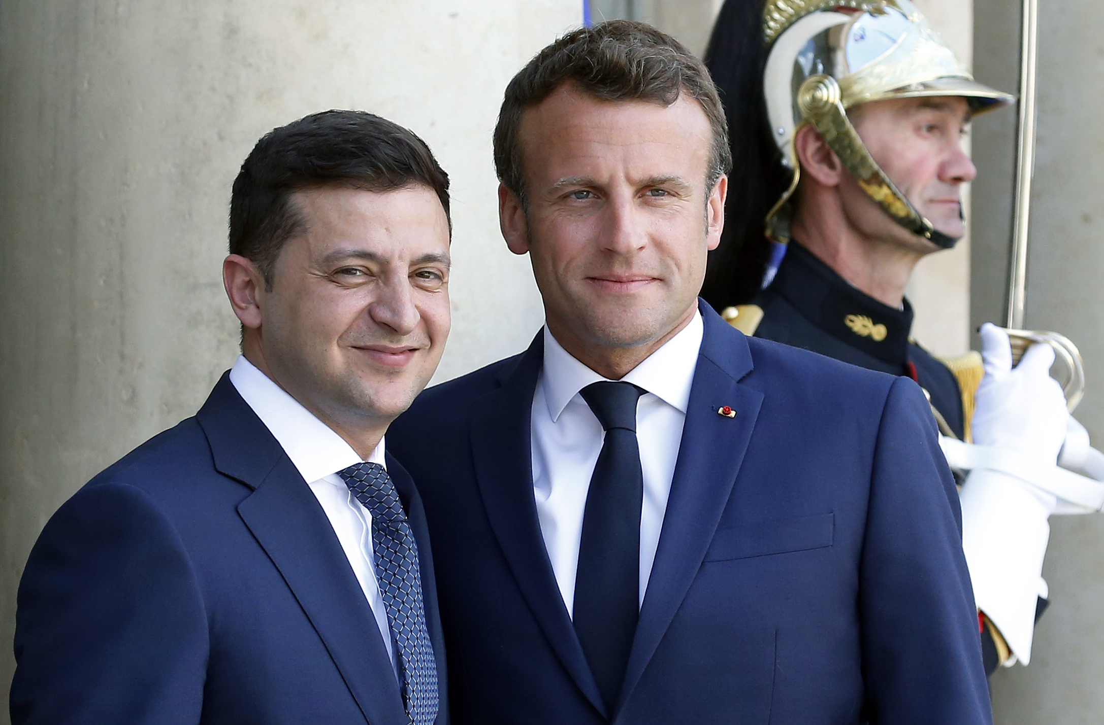 French President Macron's Push for Ukraine-Russia Talks Gets Mixed Reviews