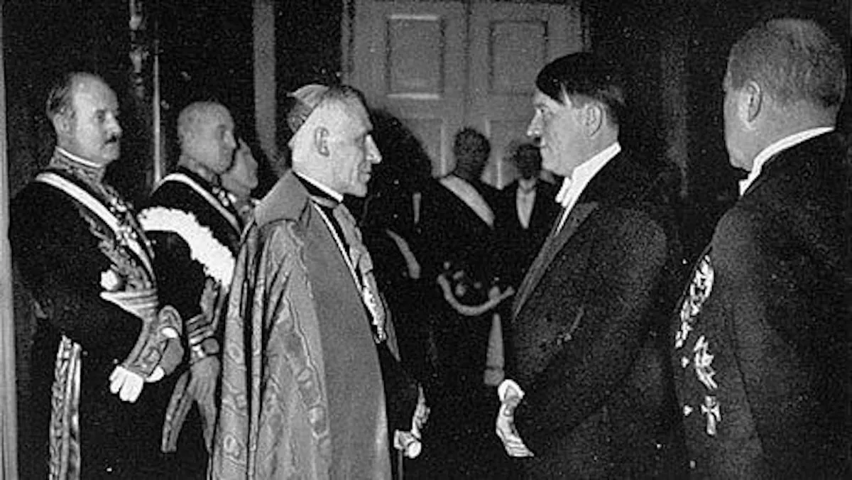 Pulitzer Prize-Winning Historian Details Pius XII's Troubling Alliances With Mussolini, Hitler - Vimarsana News
