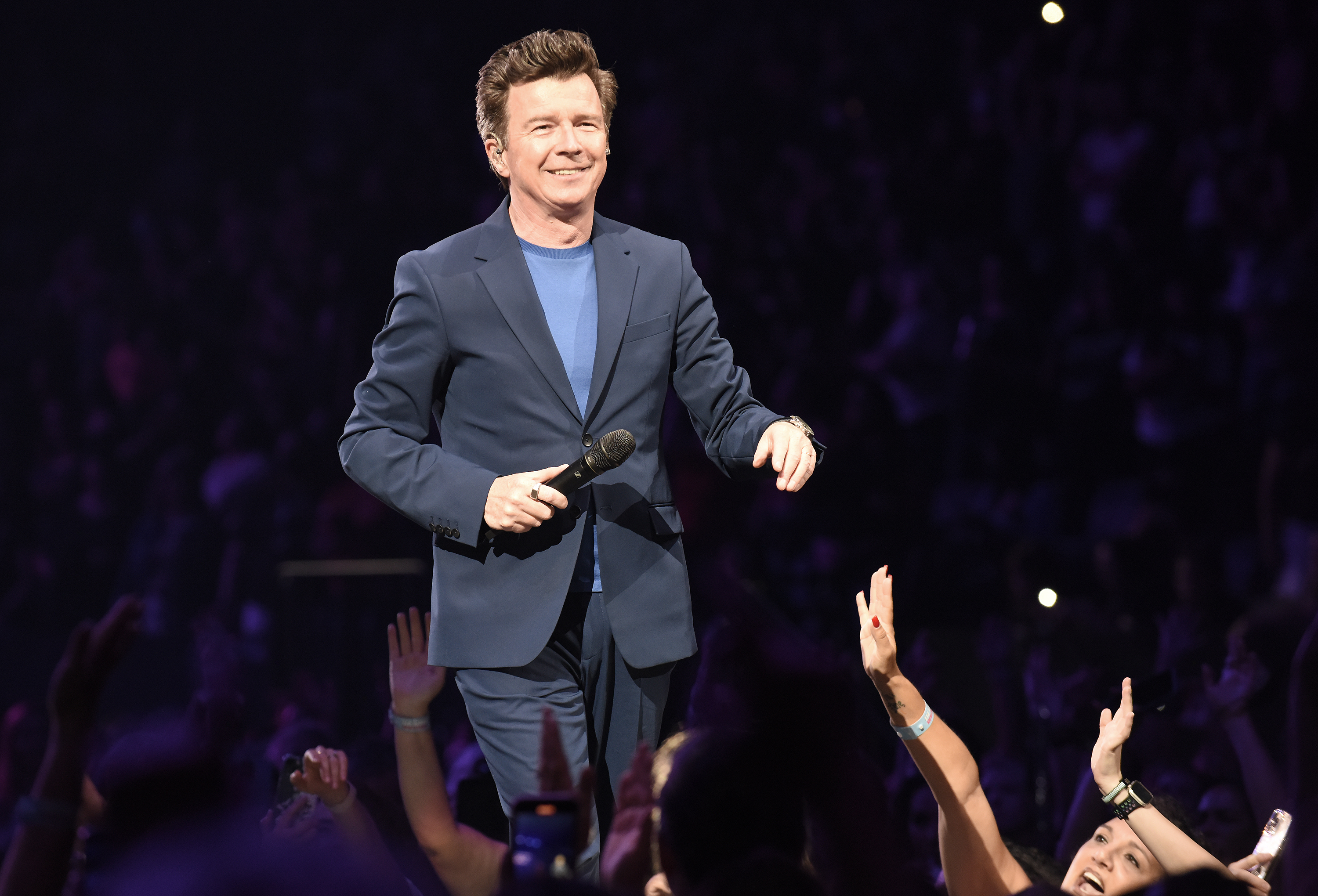 You're not being rickrolled: Rick Astley just hit number one in