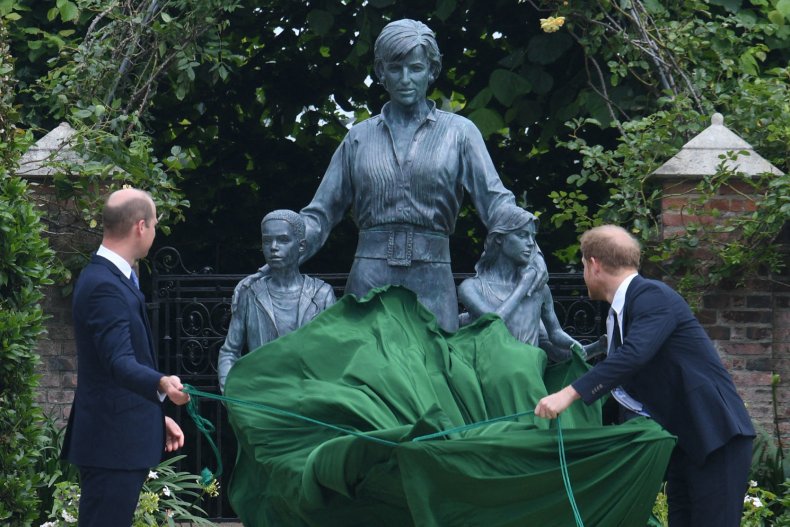 Prince William Prince Harry Unveil Diana Statue