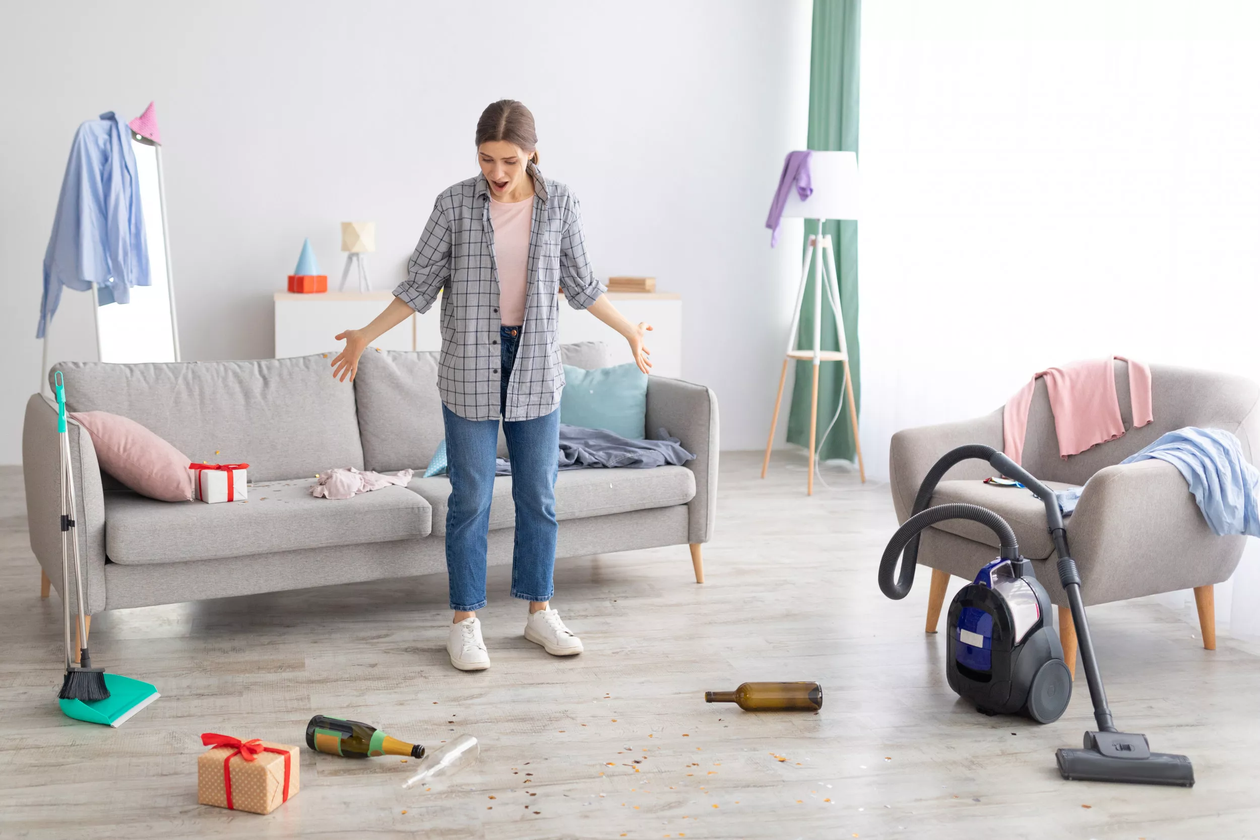 Internet Laughs After Mom Tidies up Family's Home Thinking It's Her Airbnb - Vimarsana News