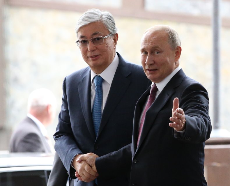 Russian President Vladimir Putin and Kazakh President 