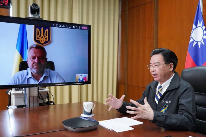Taiwan engages Ukraine as Xi avoids Zelensky