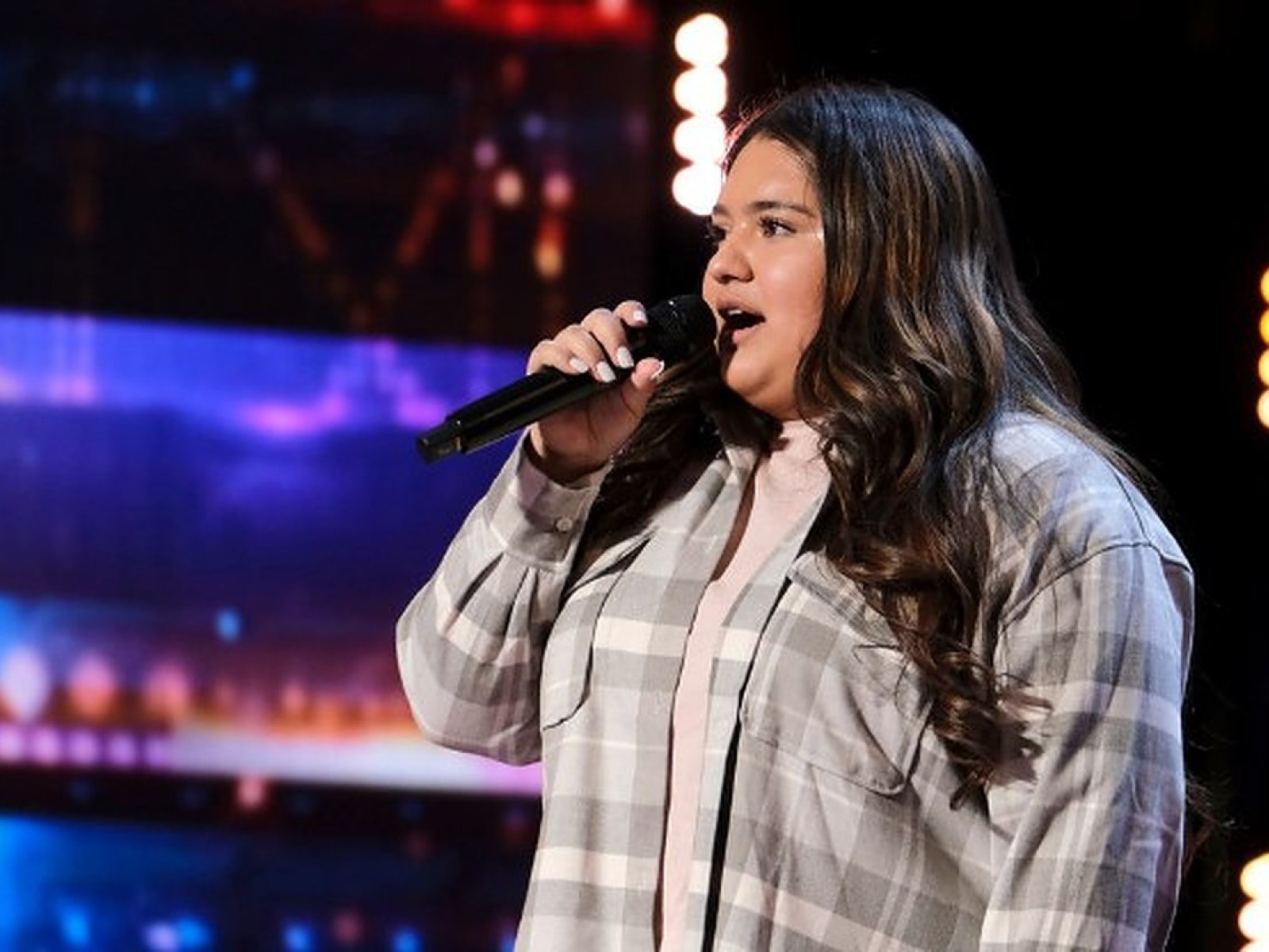 Who Is Kristen Cruz? Meet the 'America's Got Talent' 2022 Contestant - Newsweek