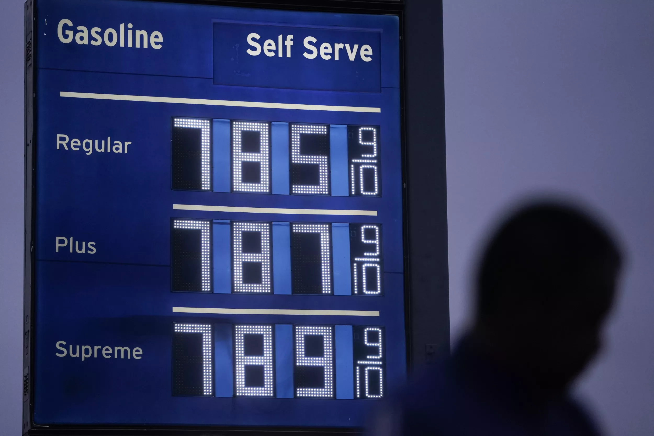 Biden Gas Tax Holiday Live Updates: Biden Address to Begin Soon - Vimarsana News