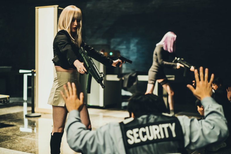 Reseña de 'La casa de papel: Corea': una intrigante historia de misiones para morderse las uñas 4 Un fotograma de "Money Heist Korea".