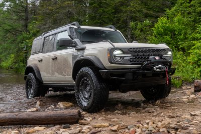 2022 Ford Bronco Everglades 2022 Ford Bronco Everglades