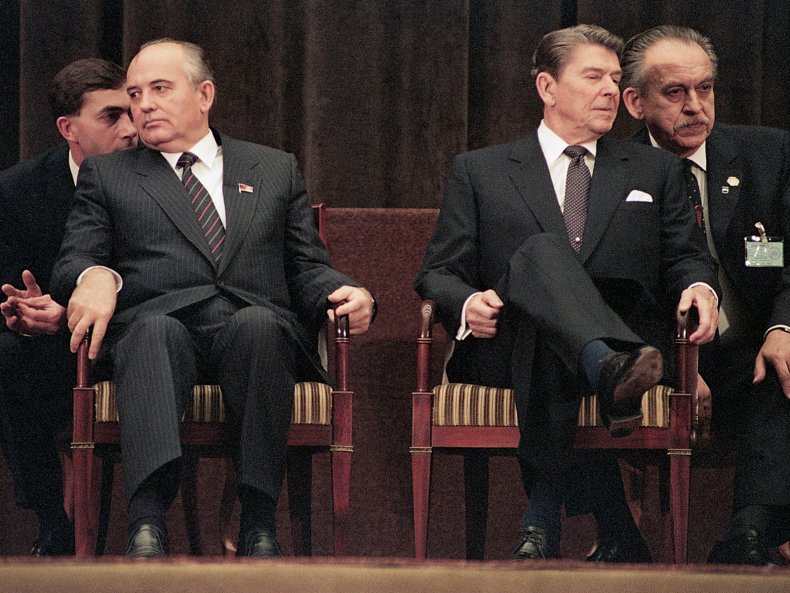 Mikhail Gorbachev and Ronald Reagan