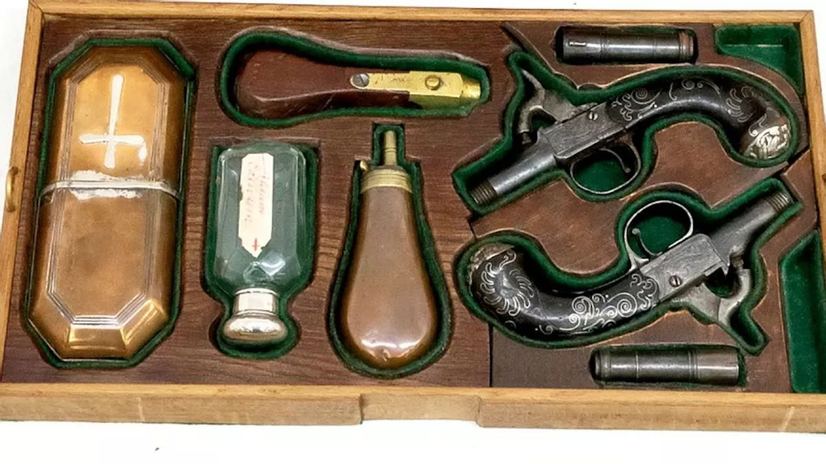 Vampire-Slaying Kit From 1800s Goes to Auction - Vimarsana News