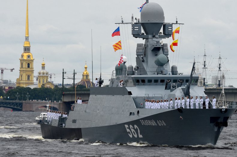 China, Russia Navy Ships Sail Near Senkakus