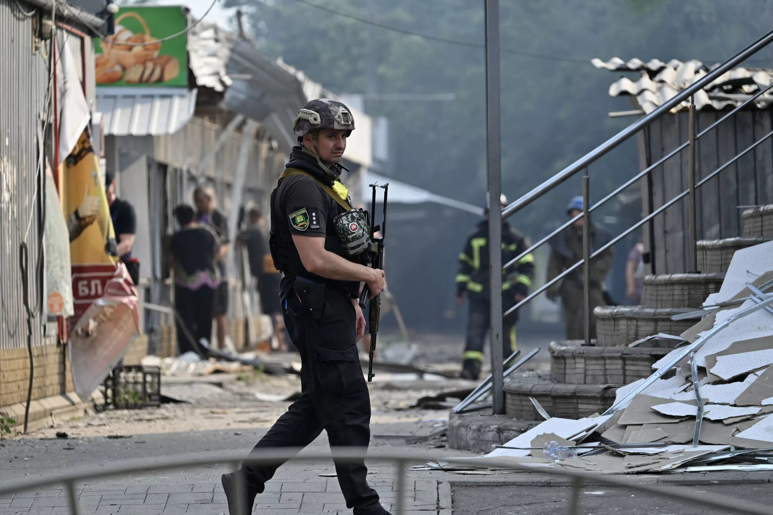 Ukraine, Russia Prepare for Battle of Sloviansk as War Enters Pivotal Stage - Vimarsana News