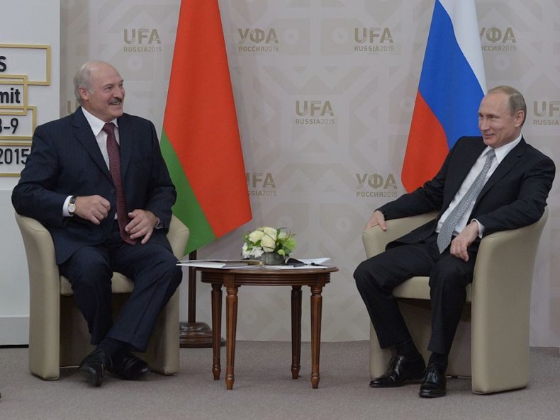Alexander Lukashenko and Vladimir Putin in 2015