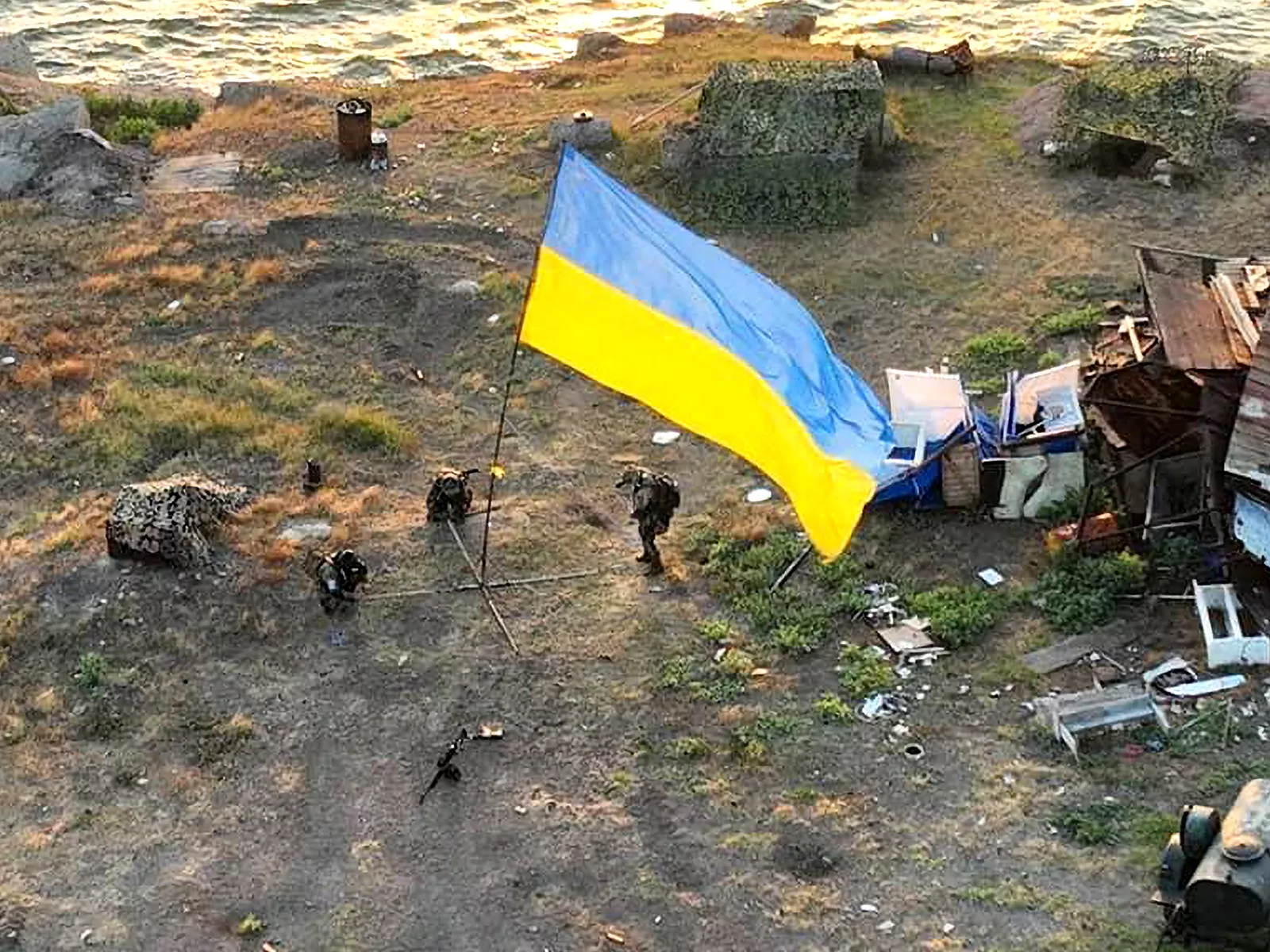 Ukraine Hoists Flag on Snake Island After Russian Forces Withdraw - Vimarsana News