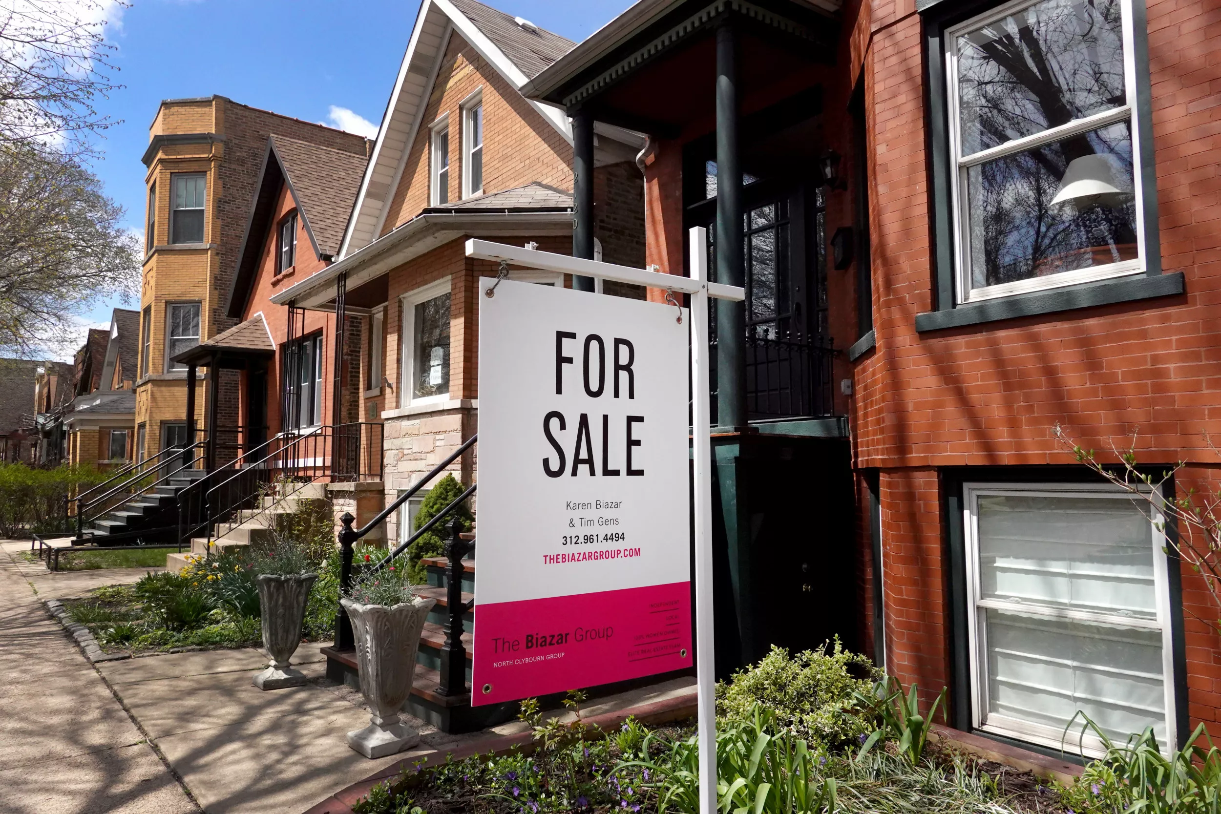 Will Housing Market Downturn Be as Devastating as 2008 Crash? - Vimarsana News