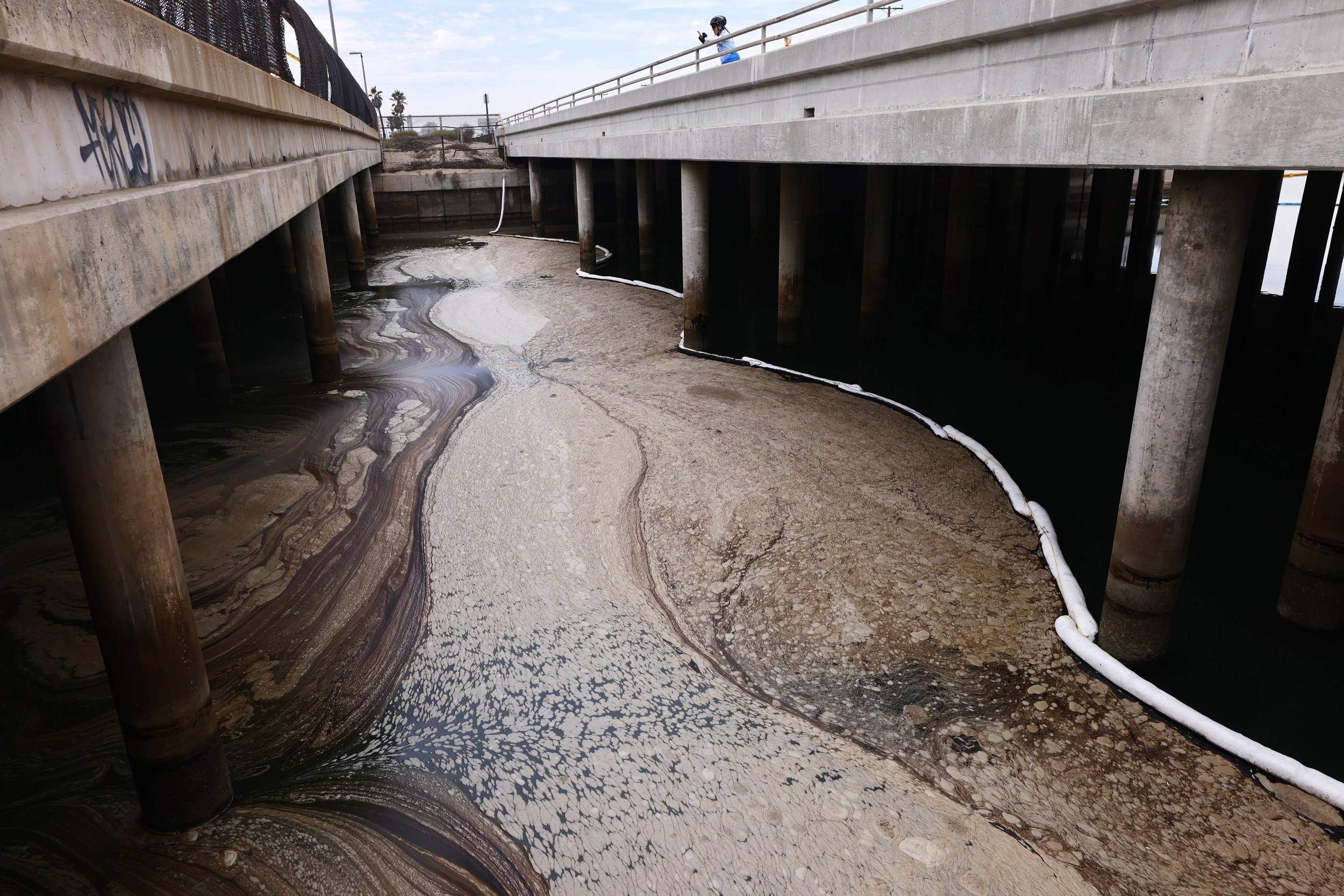 Massive Tennessee Oil Spill Barely Missed State's Largest Aquifer