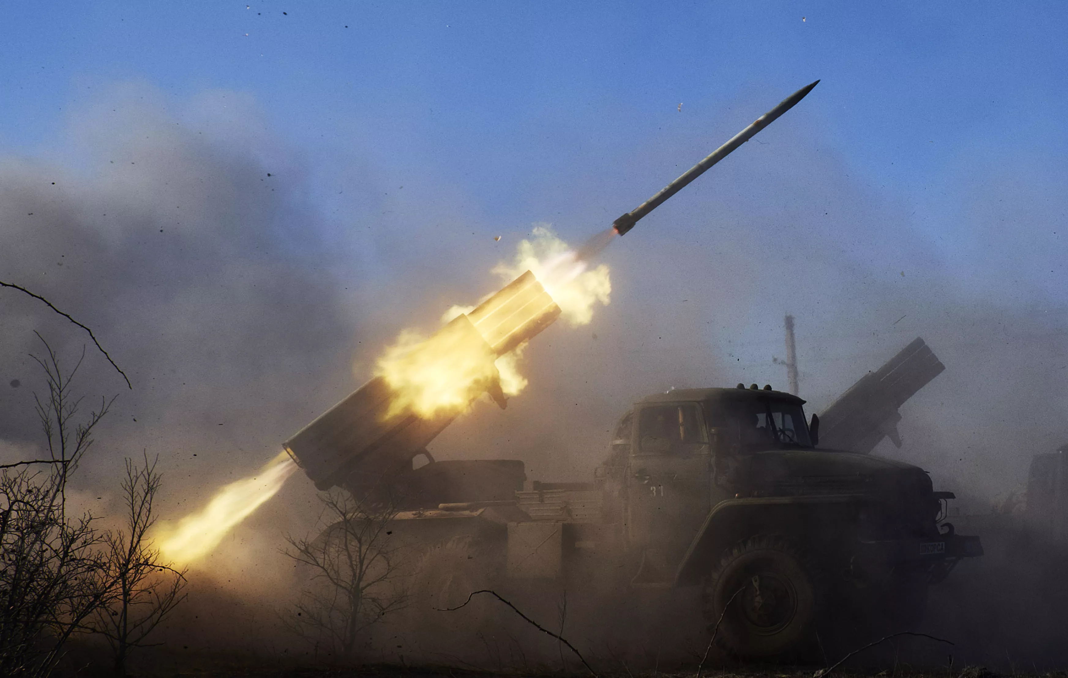 Russia Resorting to Soviet-Era Anti-Aircraft Missiles to Hit Land Targets - Vimarsana News