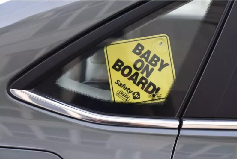 Man steals car with child inside