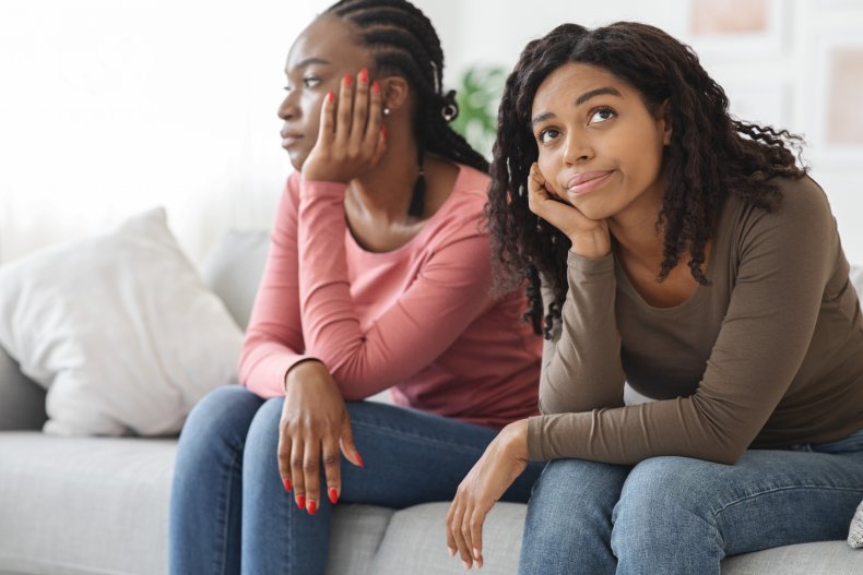 Woman leaves party over fight with sister