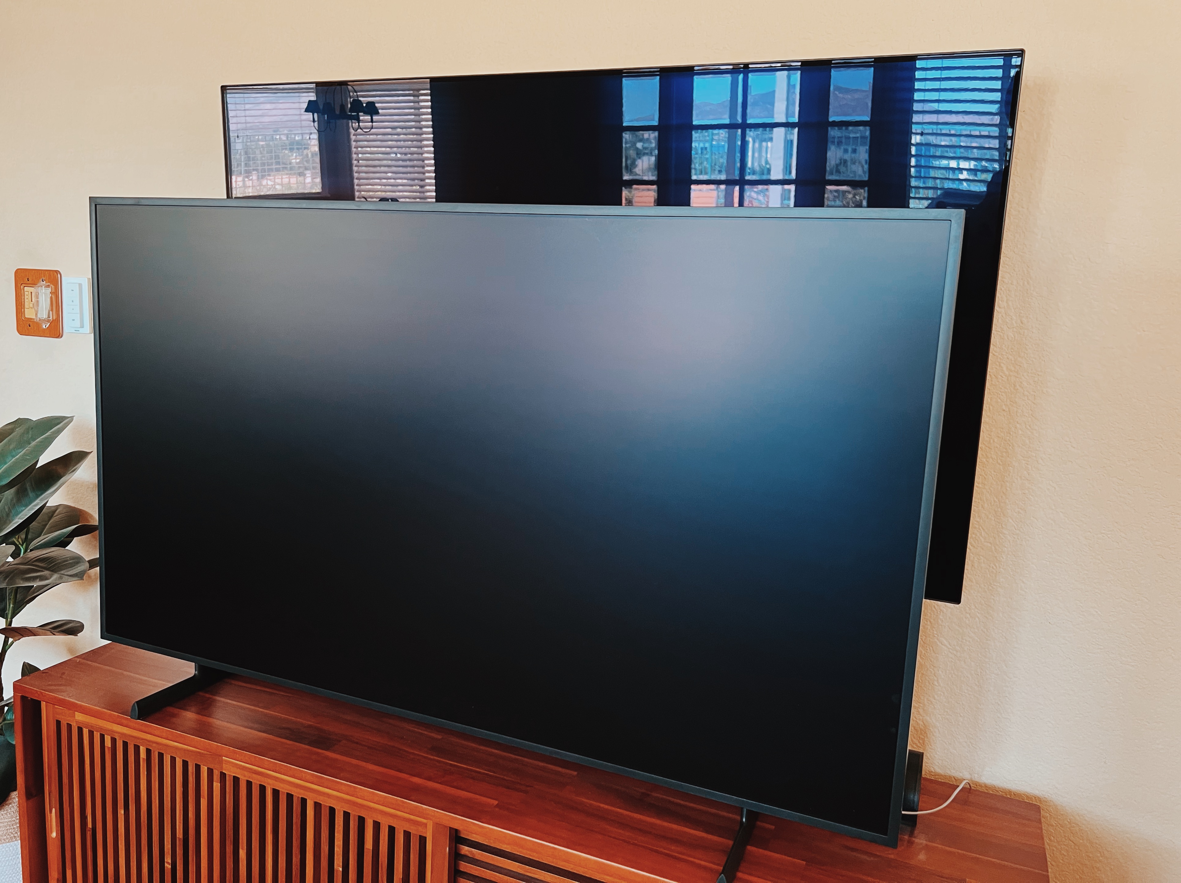 2022 The Frame QLED Technology – Matte Display