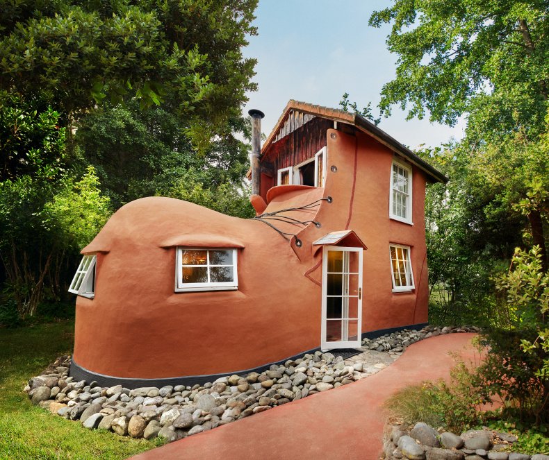 Airbnb boot house