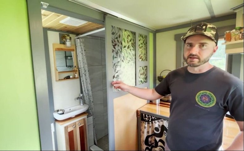 Nick Soave builds tiny house
