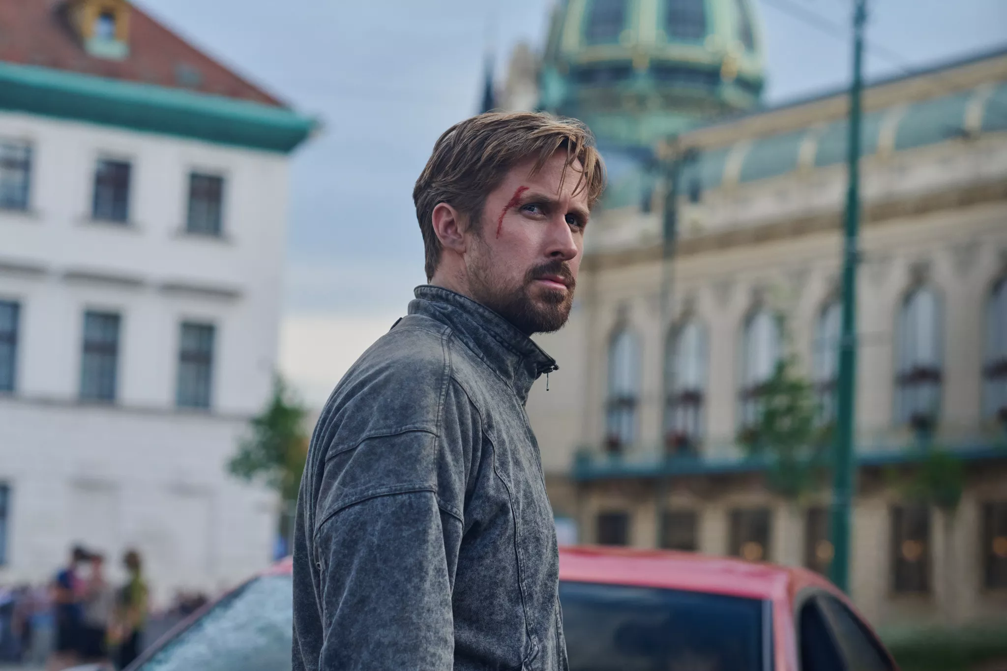 'The Gray Man' Cast: Every Star in the Netflix Movie and Their Characters - Vimarsana News