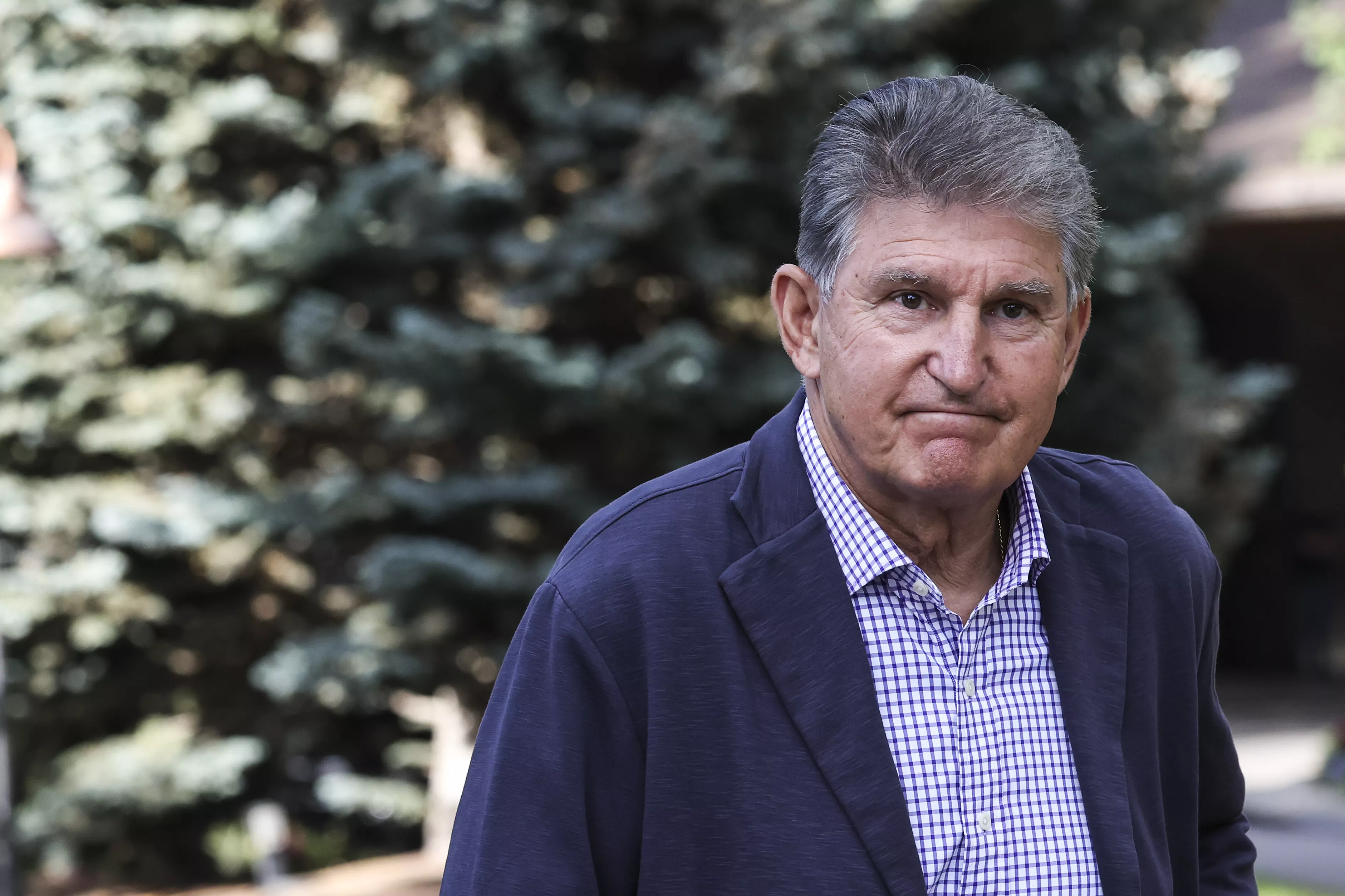 Joe Manchin is a Never-Ending Nightmare for the Democratic Party - Vimarsana News