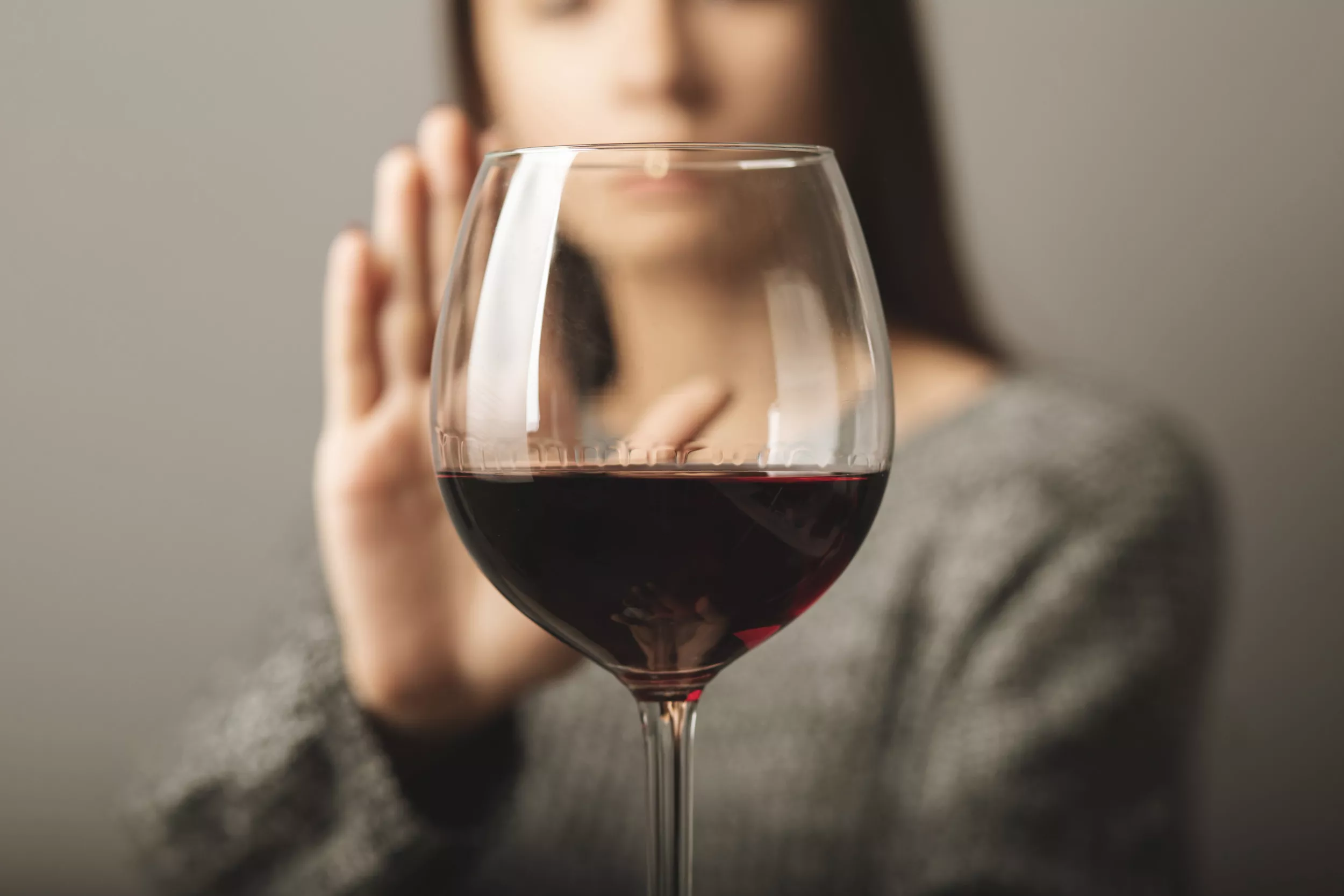 Young People's Health at Risk from Excessive Drinking, Report Finds - Vimarsana News