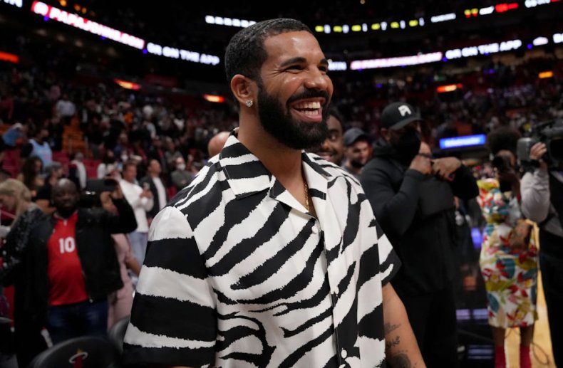 Drake at basketball game