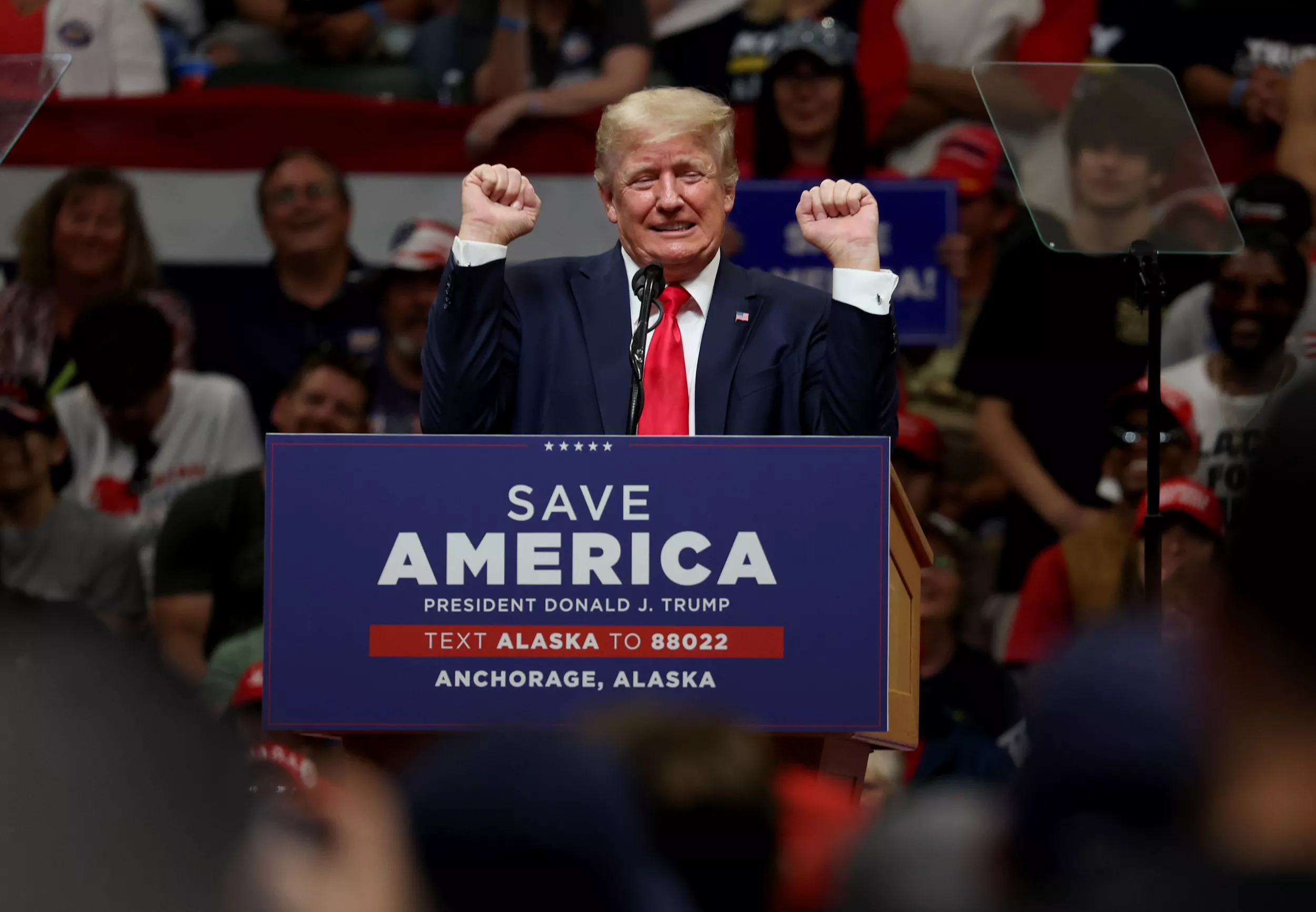 Donald Trump 'Takes Back Over' Government in Four Months, Pastor Says - Vimarsana News