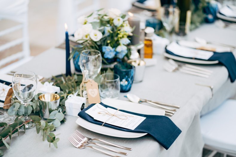 Dining arrangement at wedding