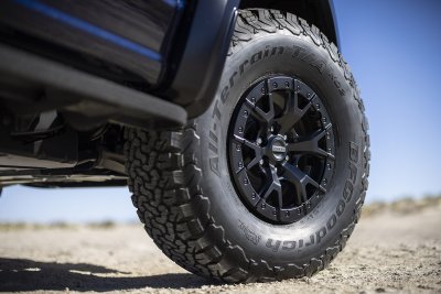 2023 Ford F-150 Raptor R wheels tires 2023 Ford F-150 Raptor R wheels tires