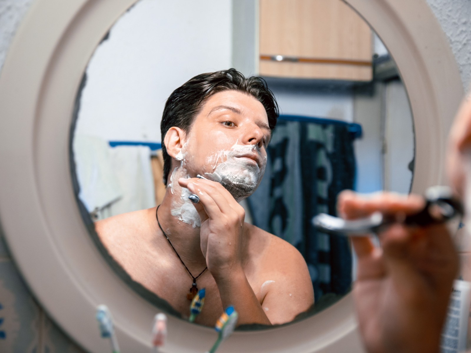 nudist mother spreading