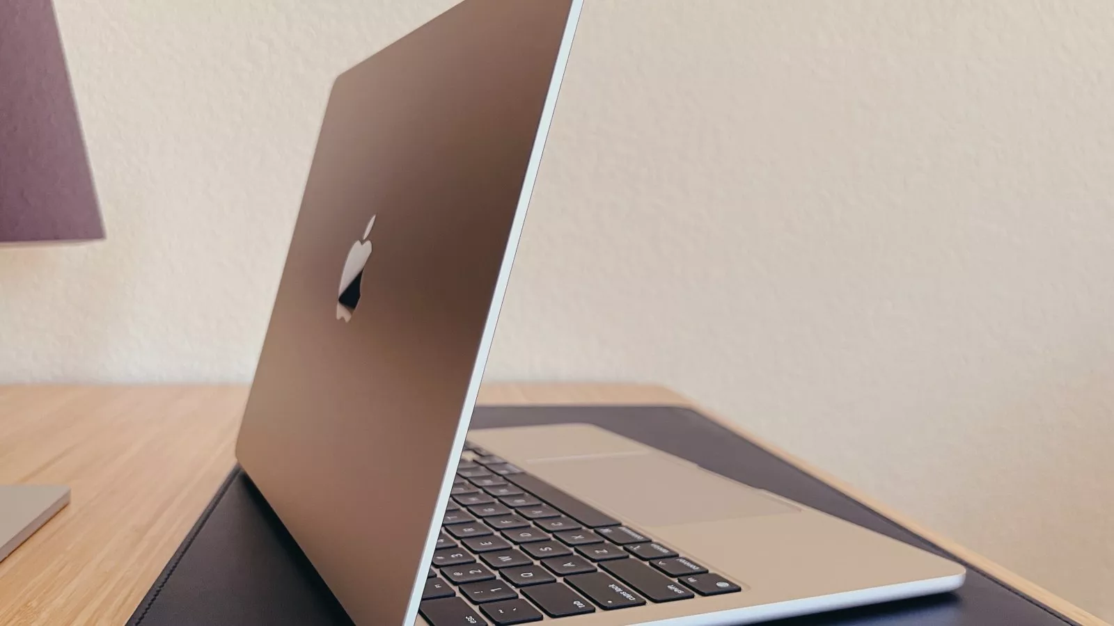 New MacBook Air M2 Review: Pro Versus Air Is Less of a Debate Now