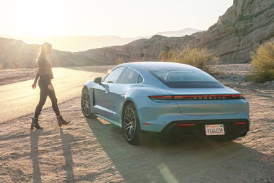 2023 Porsche Taycan 2023 Porsche Taycan