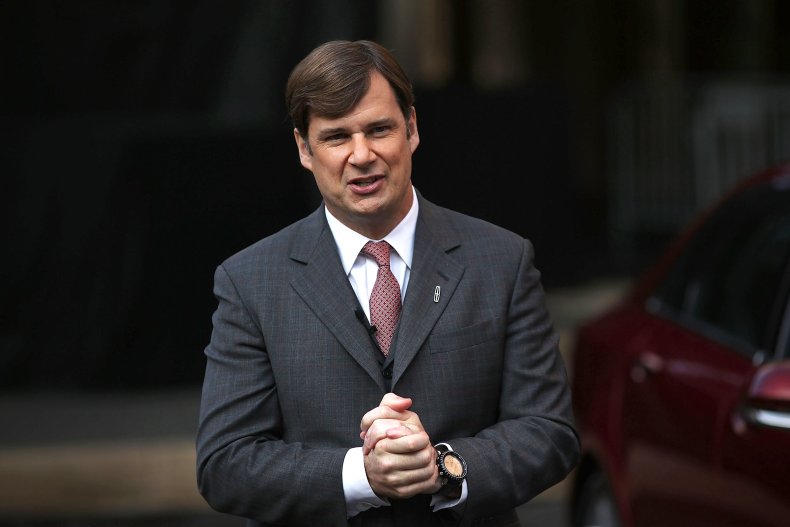 Ford CEO Previews New Lincoln Sedan At