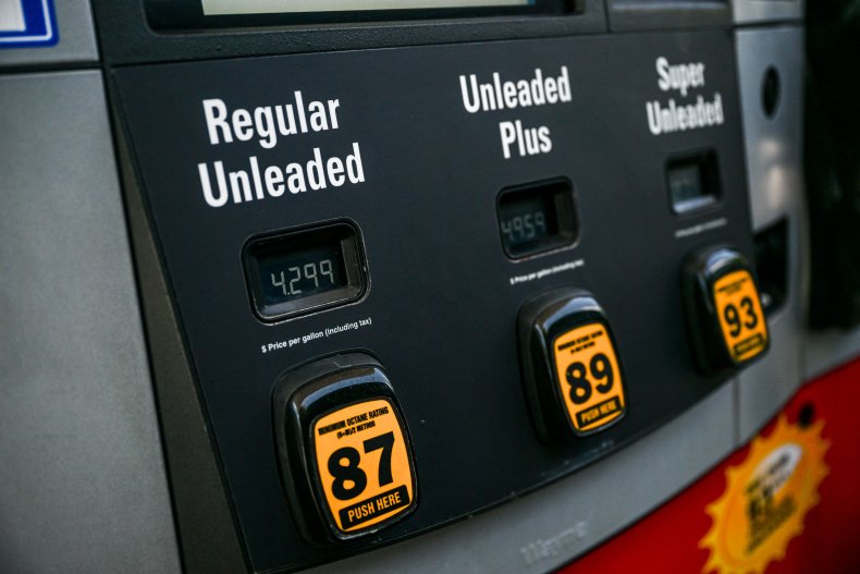 Rival Gas Stations Slice Prices 