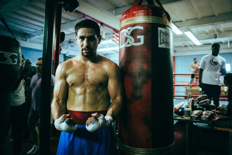 Danny Garcia shows off physique before match