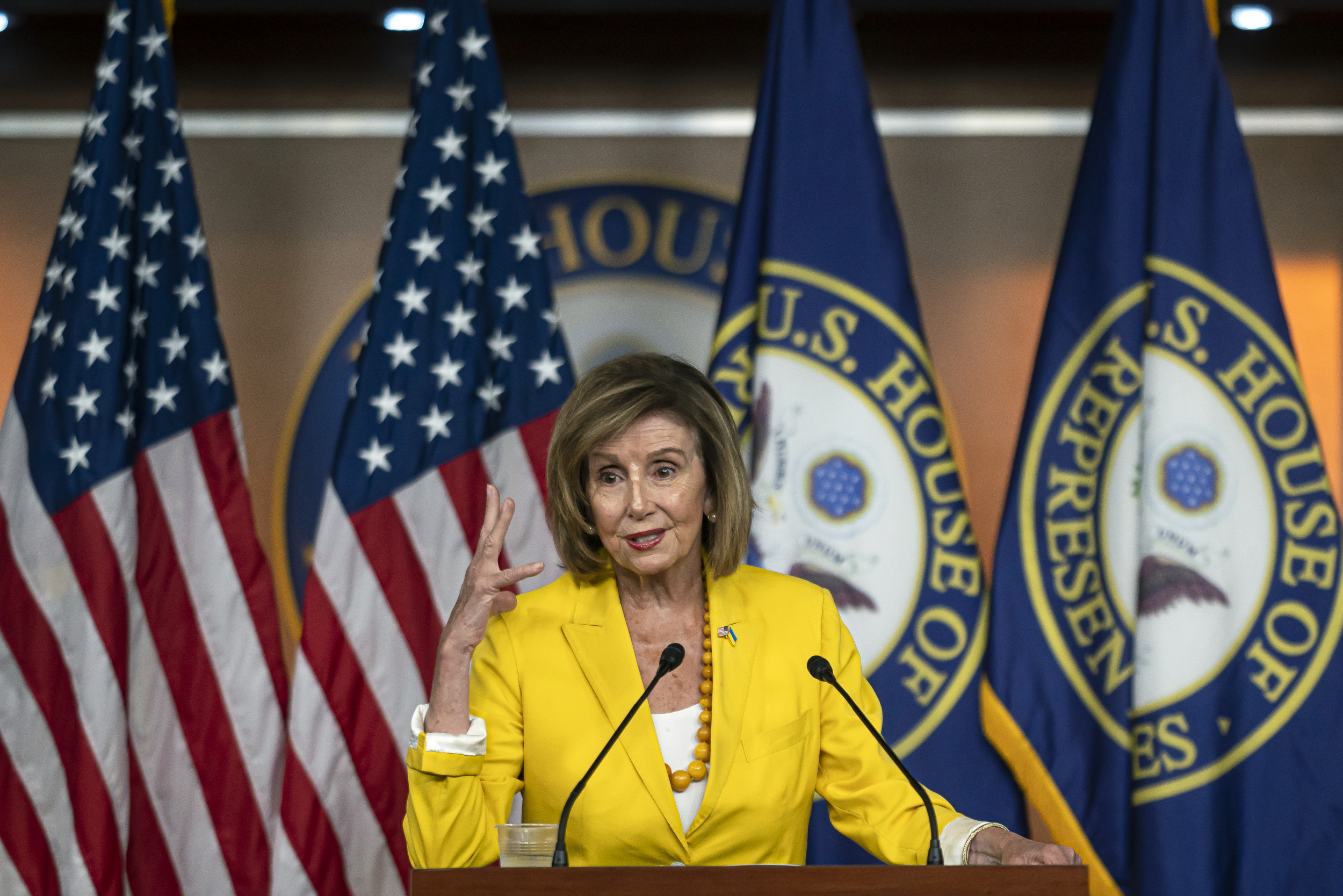 Republicans and Democrats Press Nancy Pelosi to Make Good on Taiwan Visit