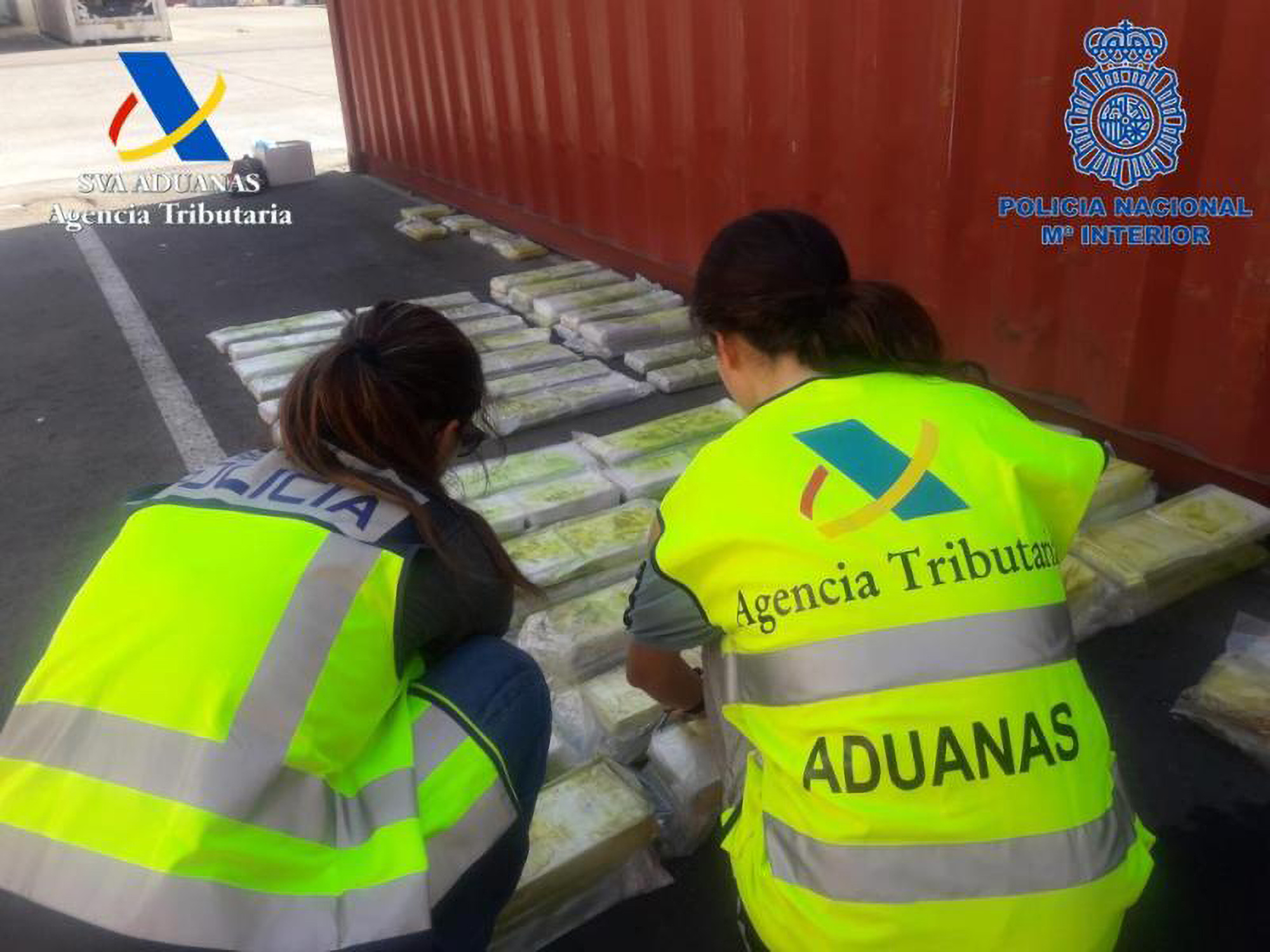Cops Seize $60 Million of Cocaine Hidden in Fake Mobile Home