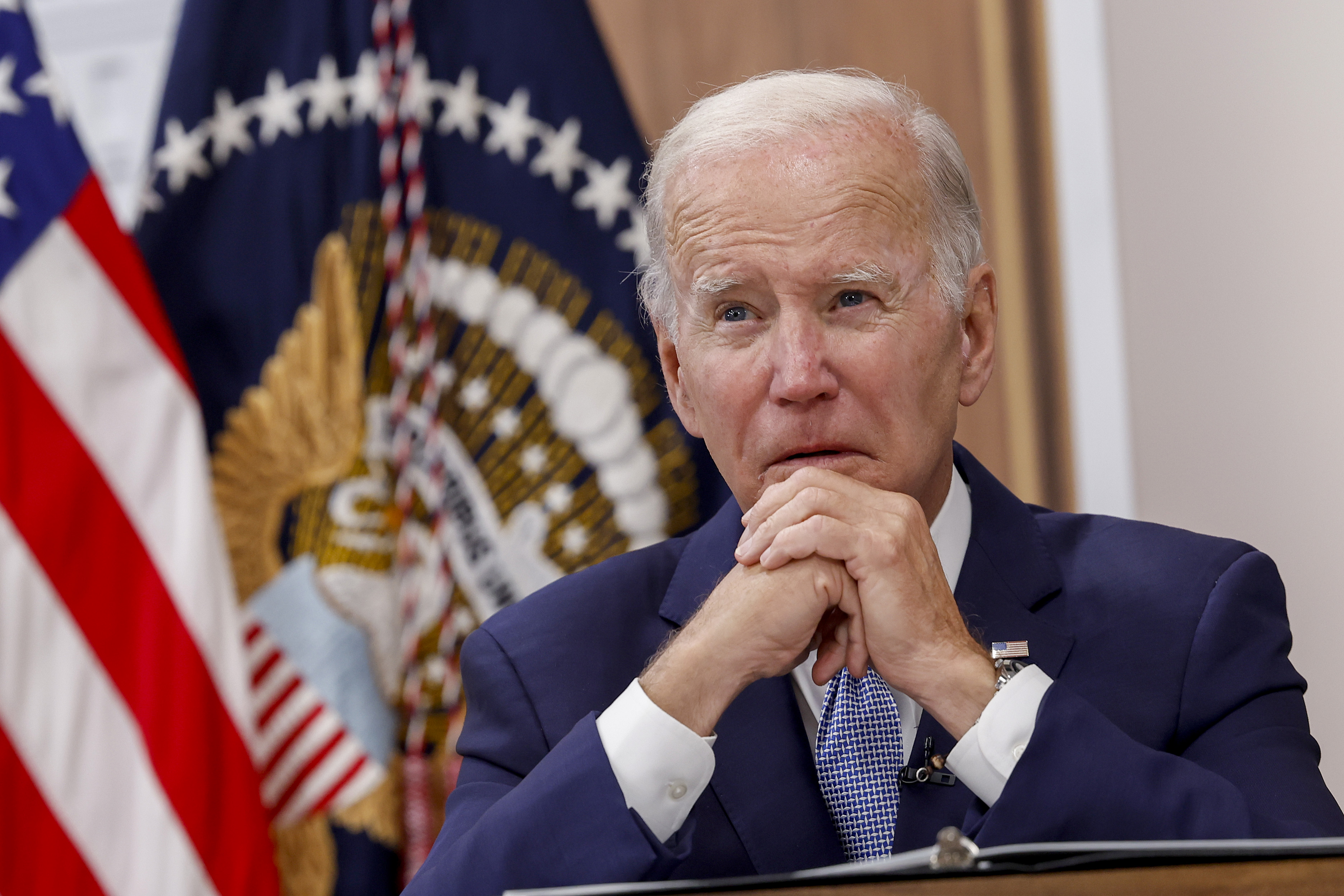 Wikipedia Suspends Editing of Recession Page as Biden Rejects Claims