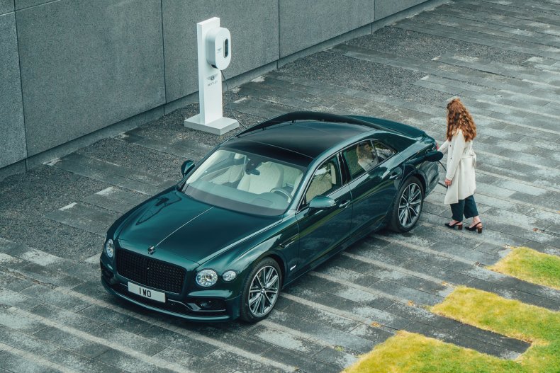 2022 Bentley Flying Spur Hybrid Review: Expect Better 2022 Bentley Flying Spur Hybrid
