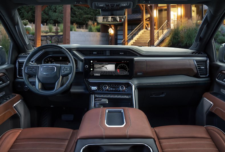 2022 GMC Sierra Denali Interni definitivi