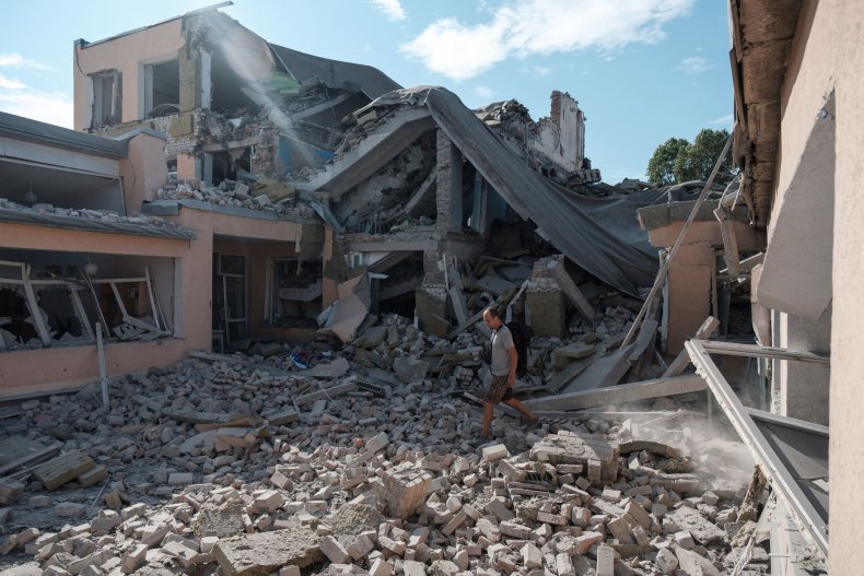 Shelling Destroys Donetsk School