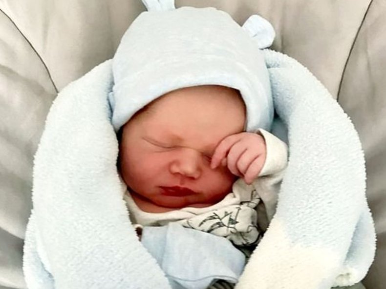 Mother Gives Birth In Car While Partner Reaches Hospital At 70 Mph Birth