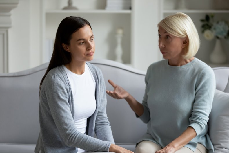Bride Publicly ‘Embarrassing’ Mom-in-Law by Returning Wedding Money Praised Bride Publicly ‘Embarrassing’ Mom-in-Law by Returning Wedding Money Praised