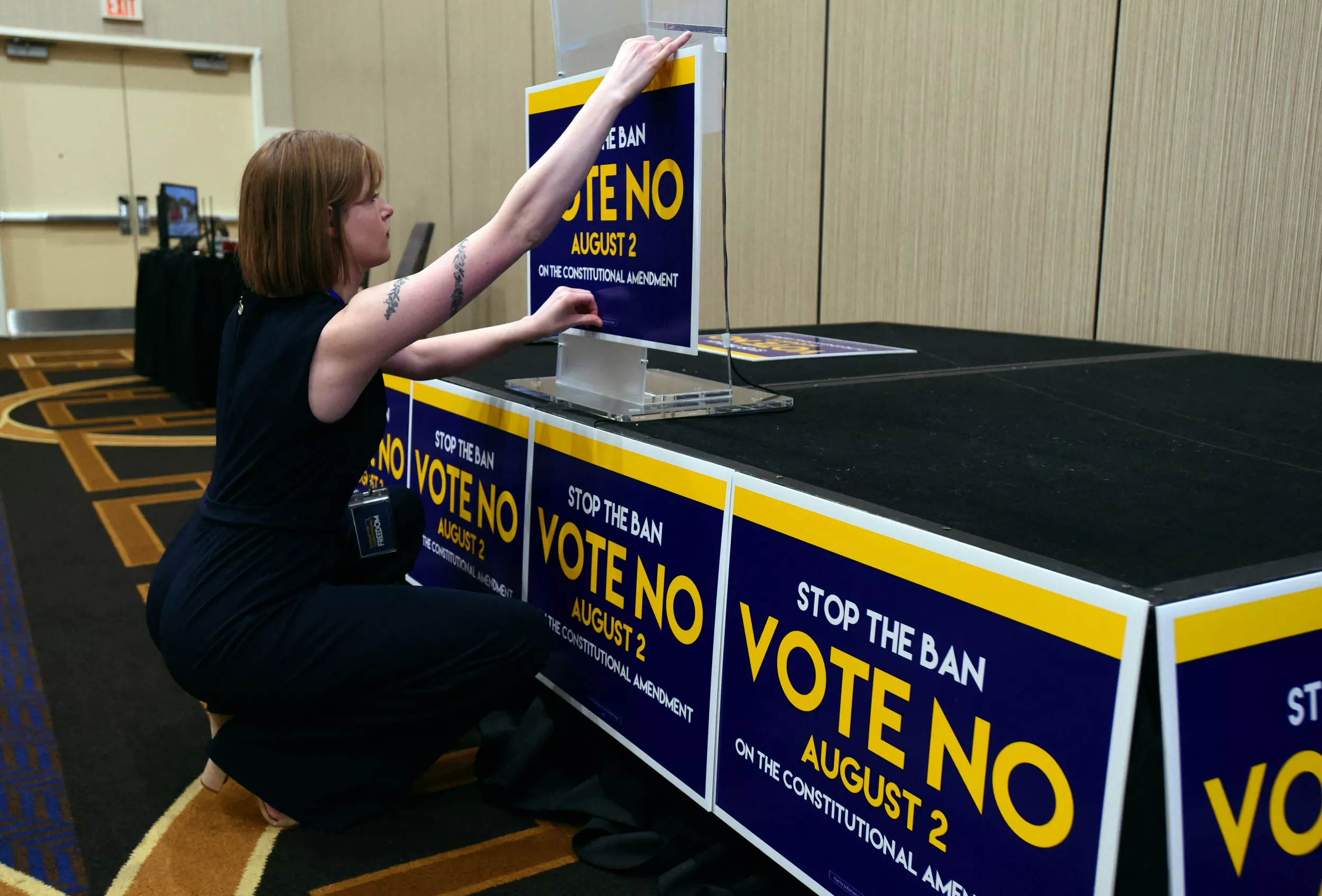 What Kansas Abortion Vote Means for Democrats, Republicans in the Midterms - Vimarsana News
