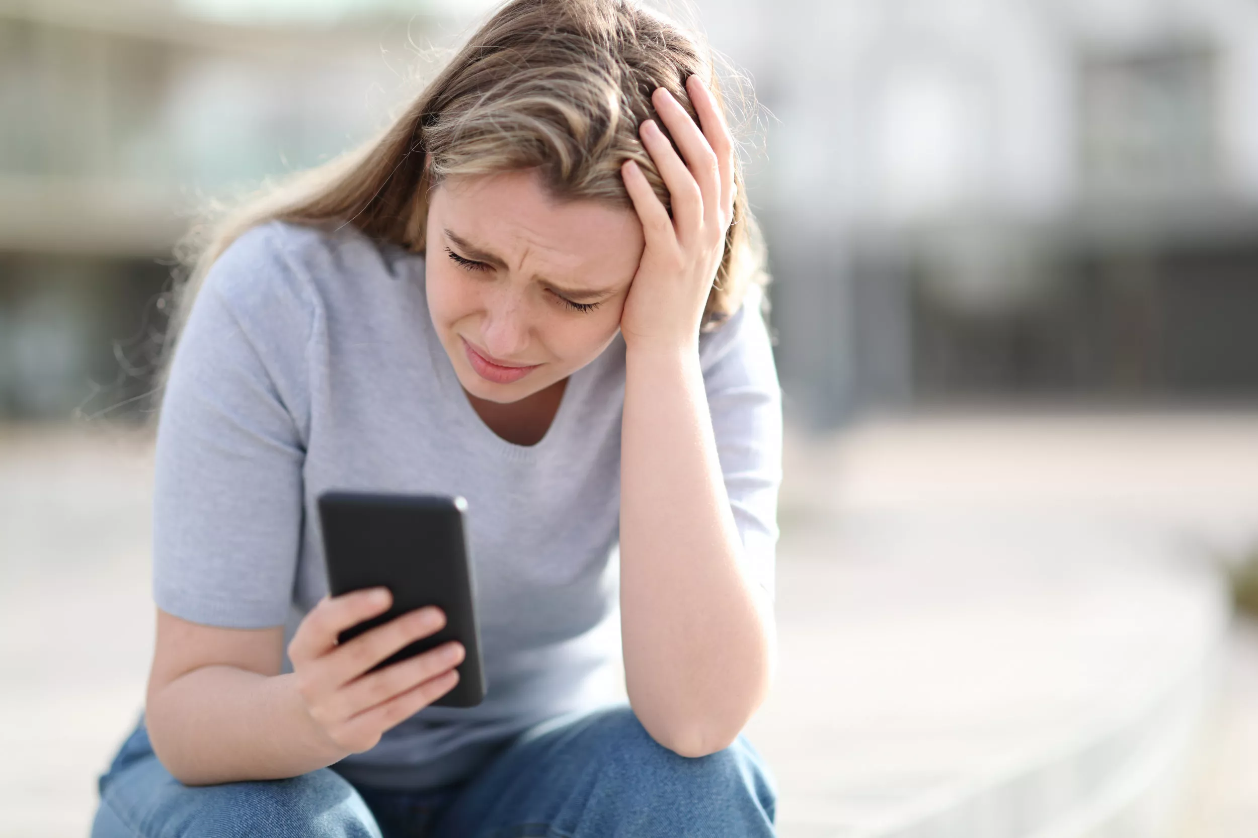 Boss's 'Disrespectful' Text About Worker's 'Mental Issues' Splits Internet - Vimarsana News
