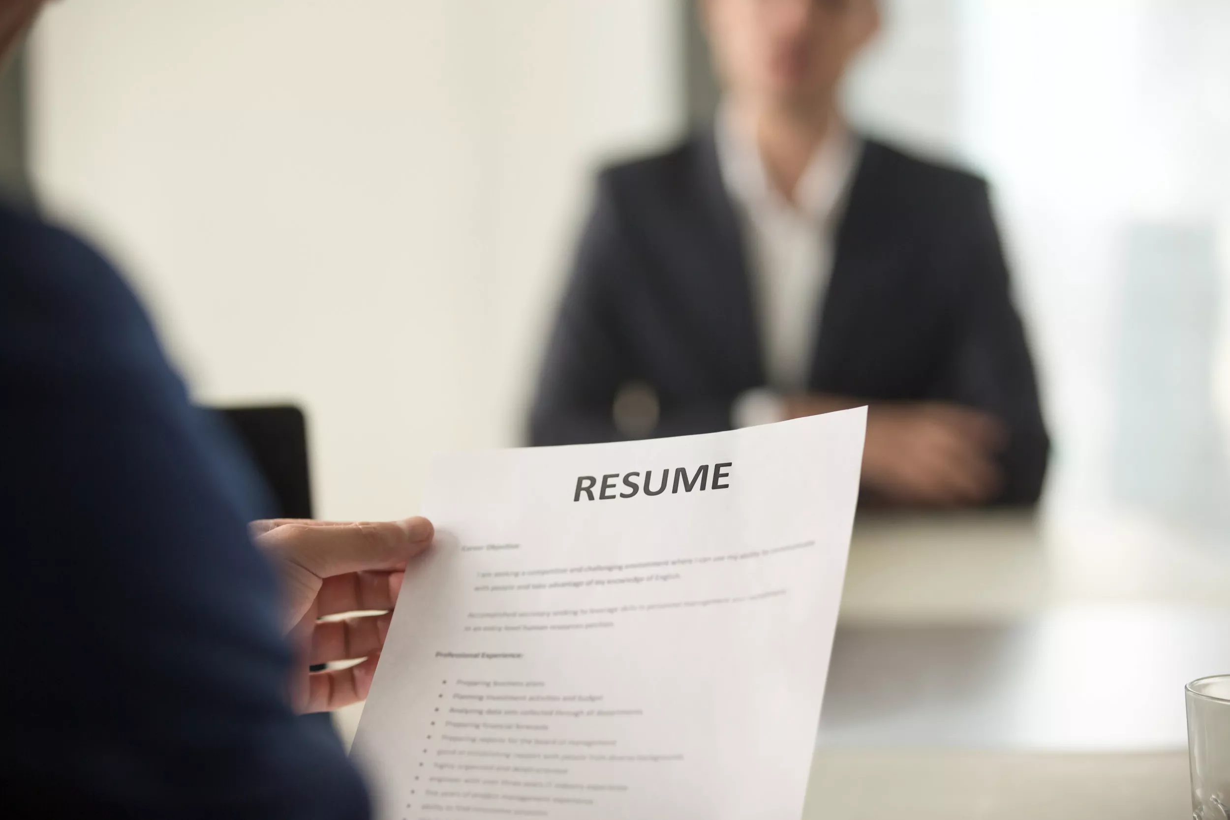 'Do Better': Worker Hailed for Ditching Job Interview After Waiting 1 Hour - Vimarsana News