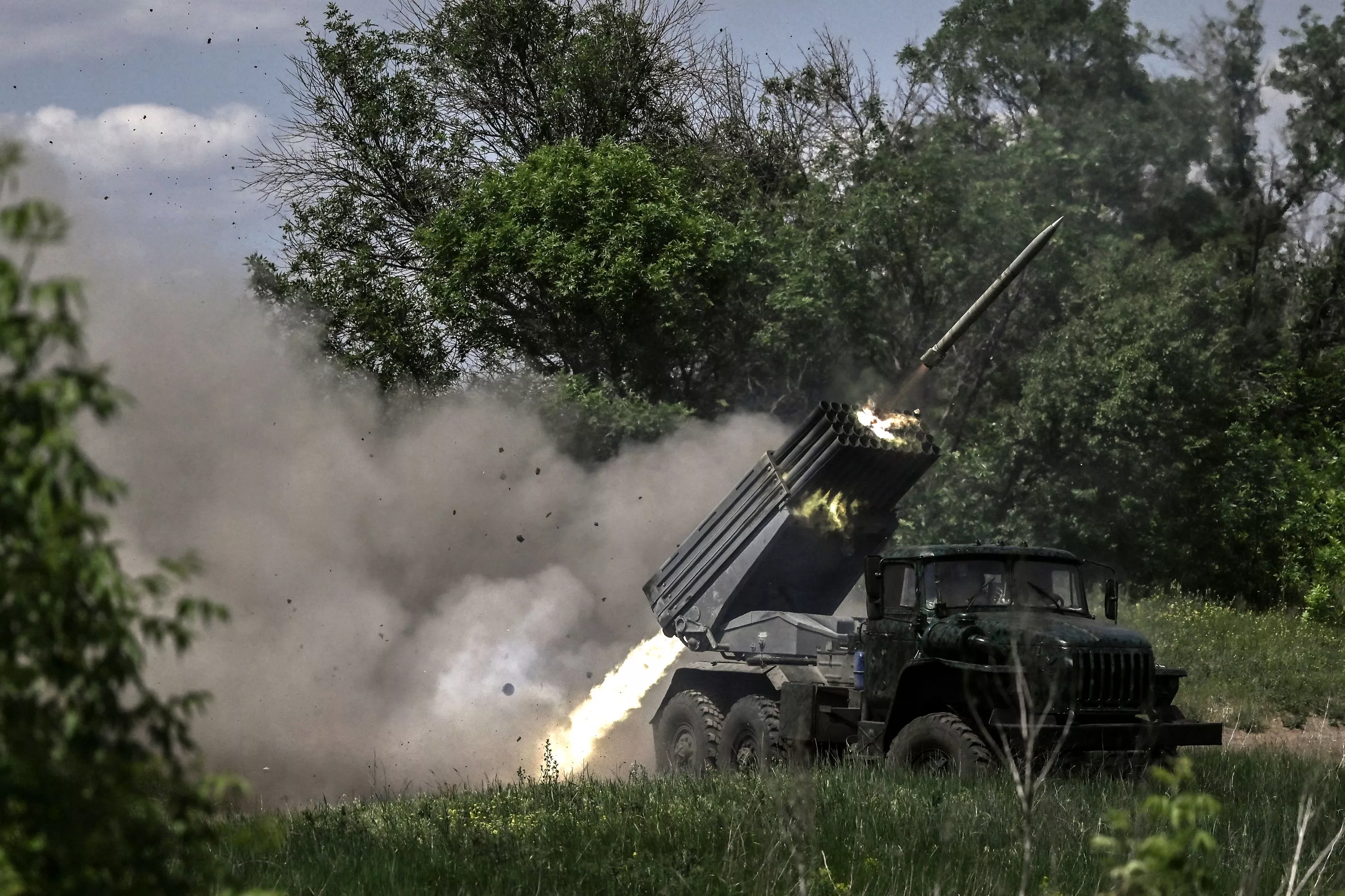 China's Version of HIMARS Could Be 'Game Changer' if Beijing Attacks Taiwan - Vimarsana News